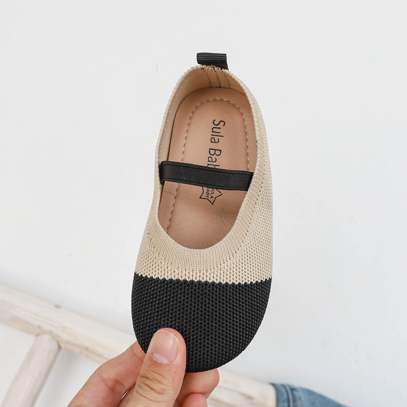 Kids knitted peas shoes
