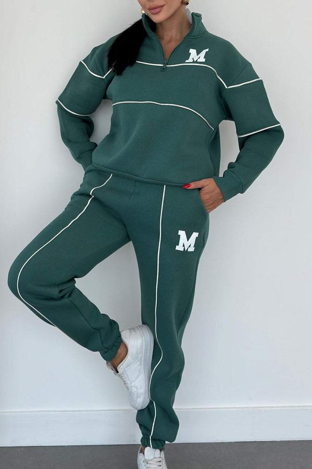 Women's 2 Piece Hoodless Pullover Sweatshirt