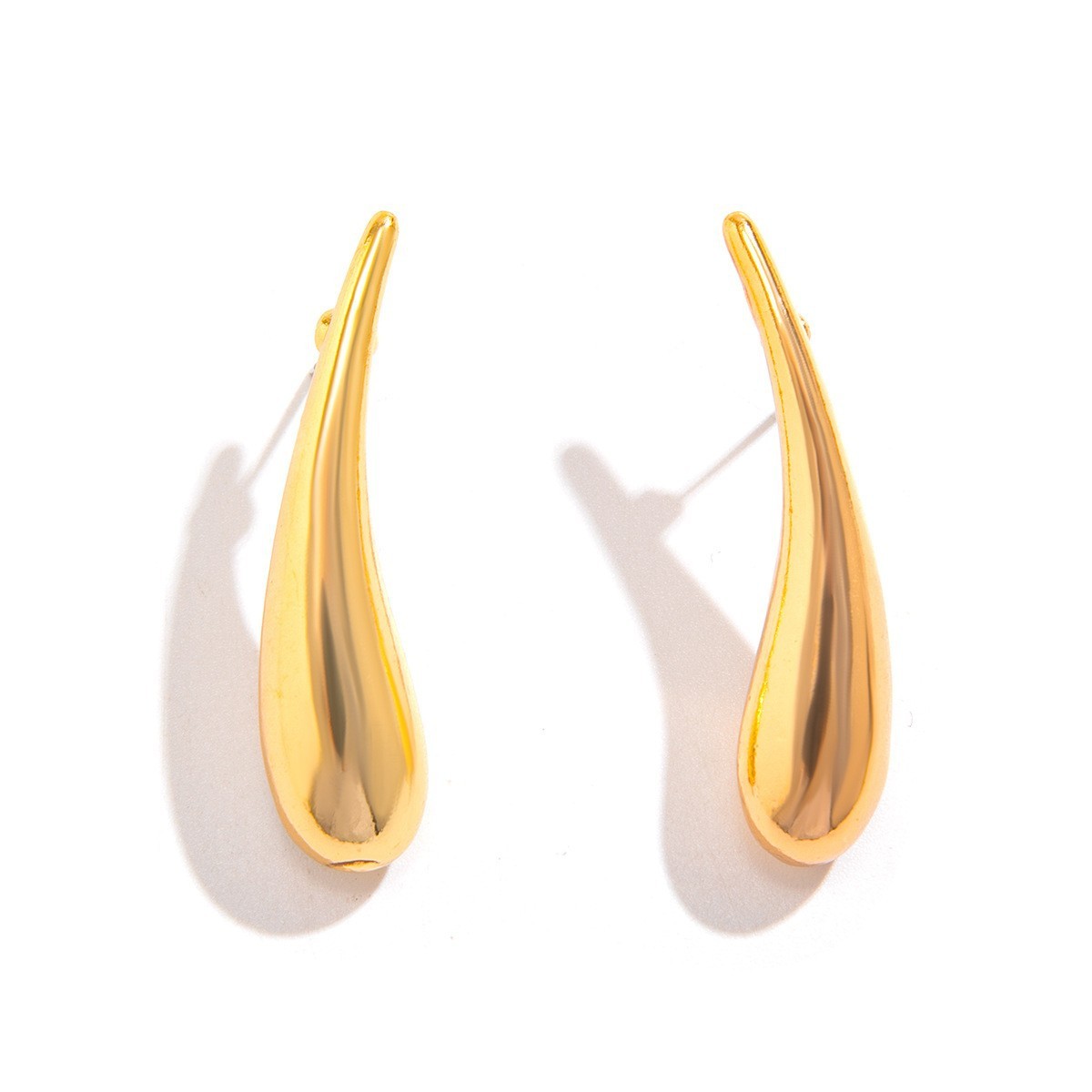High-grade Large Circle Retro Design Earrings