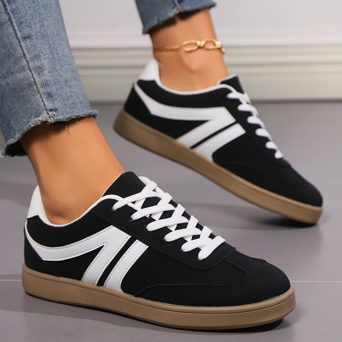 Women Sports Slip On Casual Shoes