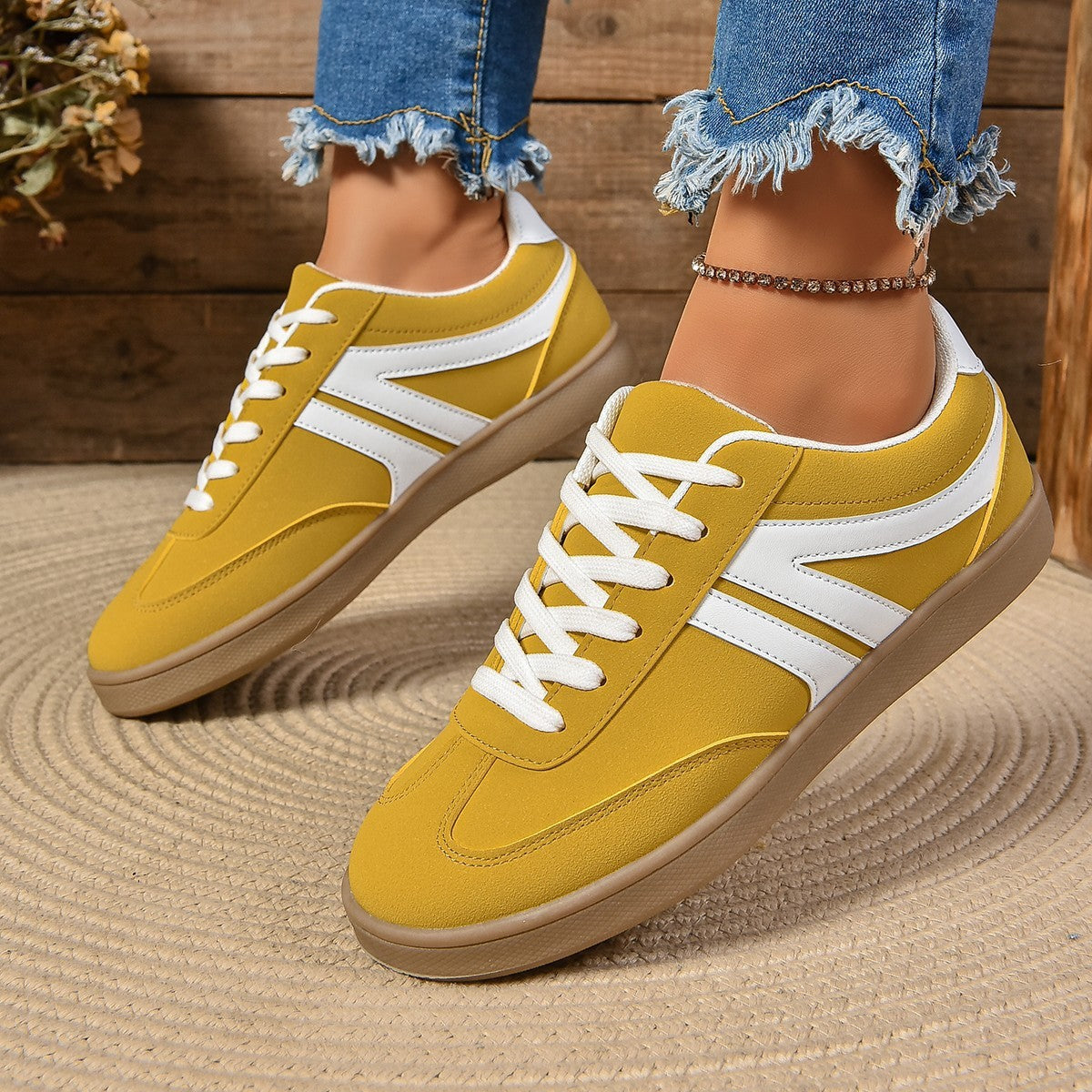 Women Sports Slip On Casual Shoes