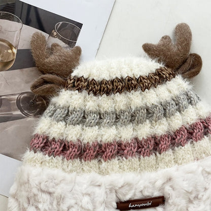 Warm Winter Knitted Hat With Cute Deer Antler