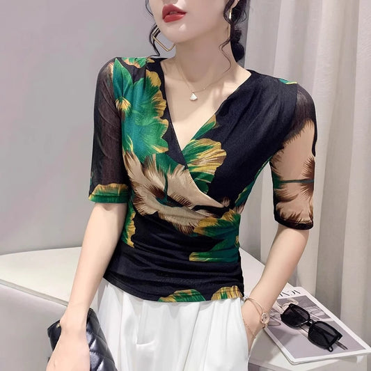 Printed V-neck Half Sleeve Top