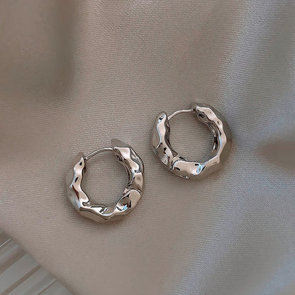 High-grade Large Circle Retro Design Earrings