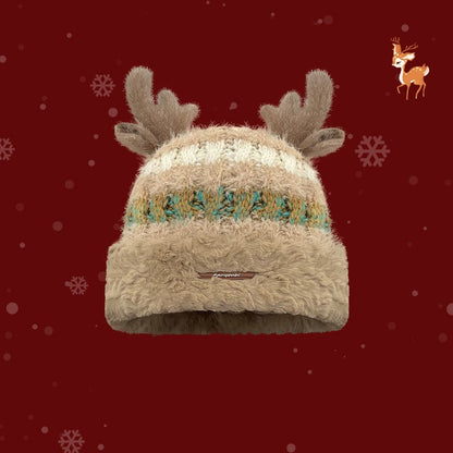 Warm Winter Knitted Hat With Cute Deer Antler