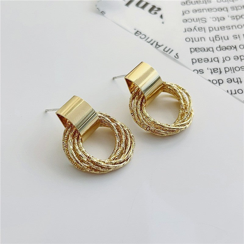 High-grade Large Circle Retro Design Earrings