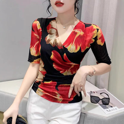 Printed V-neck Half Sleeve Top
