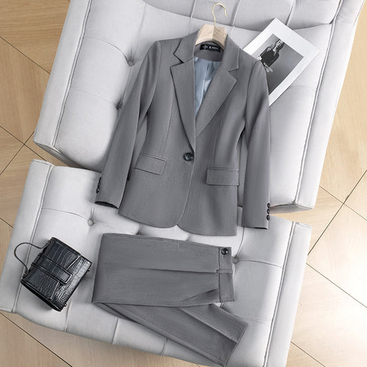 Senior Gray Suit Business Women