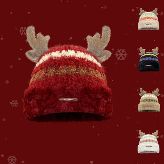 Warm Winter Knitted Hat With Cute Deer Antler