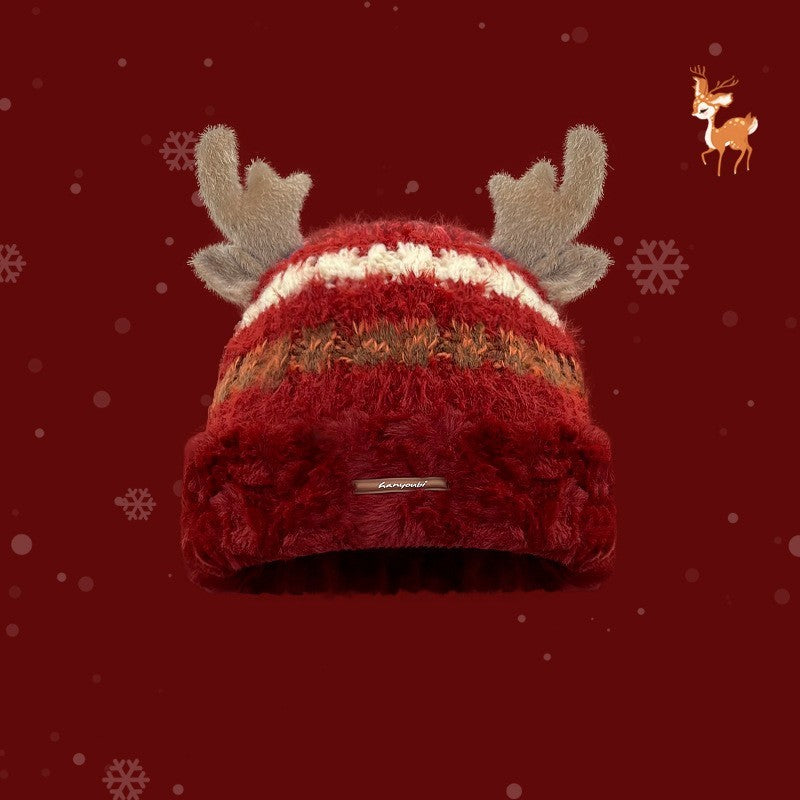 Warm Winter Knitted Hat With Cute Deer Antler