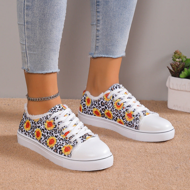 Versatile Flat Bottomed Lace Up Canvas Shoes