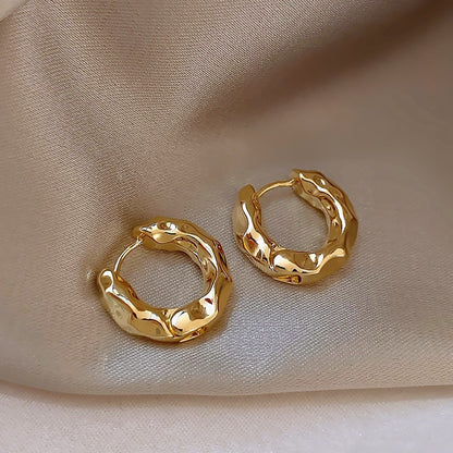 High-grade Large Circle Retro Design Earrings